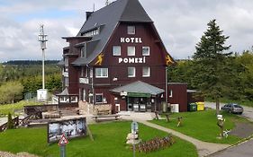 Hotel A Restaurace Pomezi