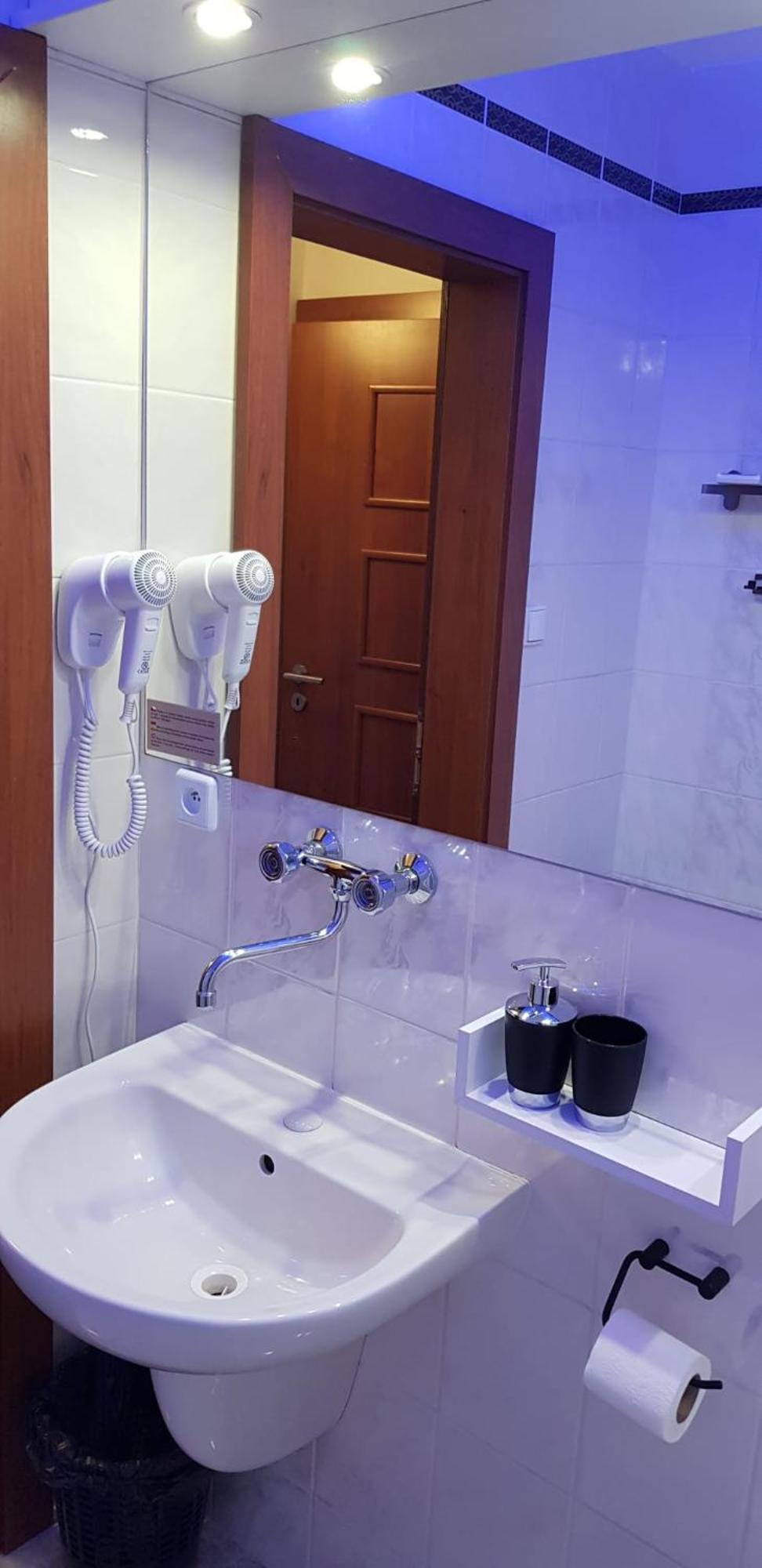 Hotel A Restaurace Pomezi Cinovec Номер фото