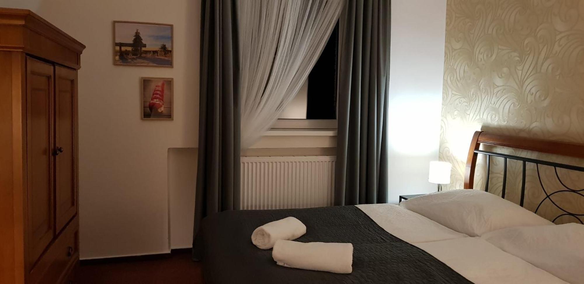 Hotel A Restaurace Pomezi Cinovec Экстерьер фото