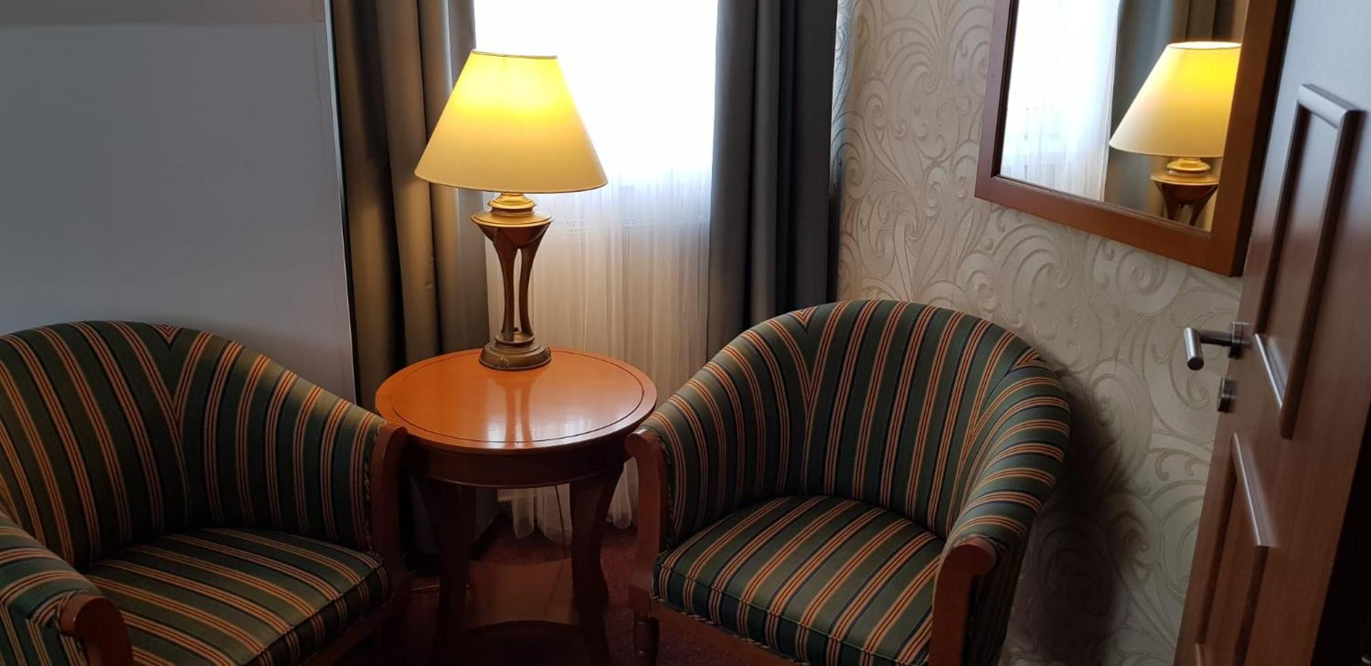Hotel A Restaurace Pomezi Cinovec Экстерьер фото